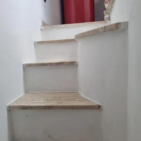 La Tana Del Bianconiglio * Ostuni