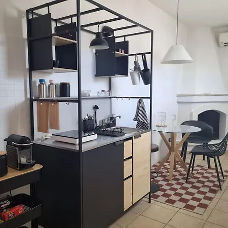 La Tana Del Bianconiglio Ostuni